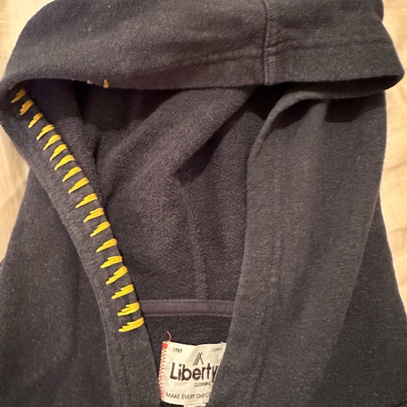 Sweat top bought at Toronri Christmas market - Picture 2 of 6